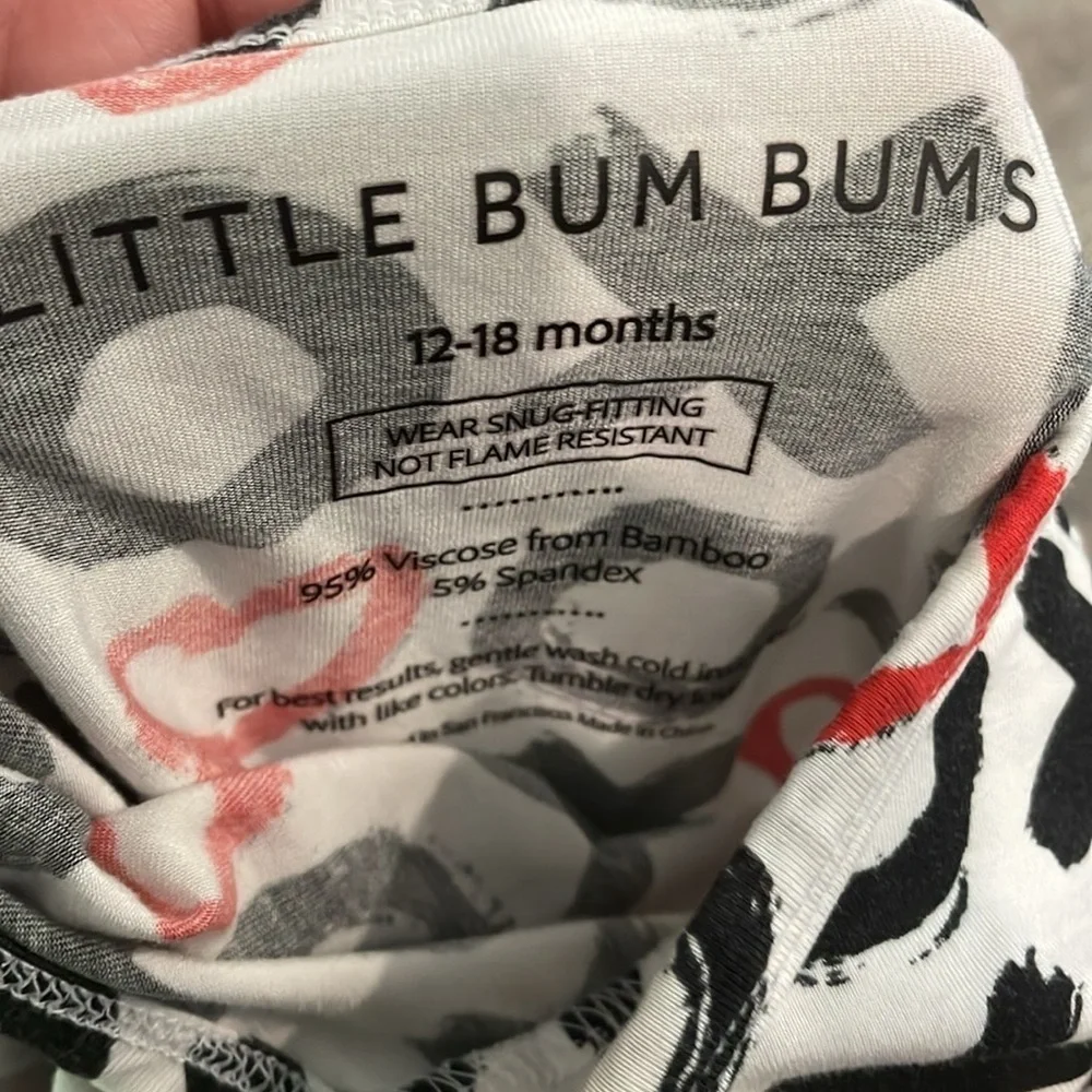 Lori&Val / Little Bum Bum Valentine’s Christmas holiday zippy lot 12-18 months